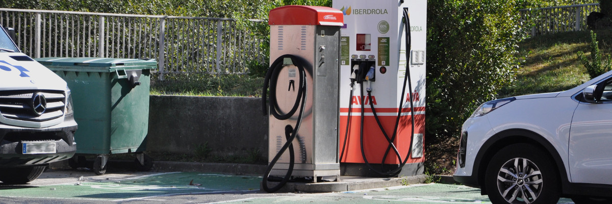En ES Acitain disponemos de punto de recarga rápida para vehículos eléctricos