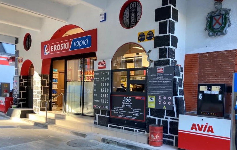 Supermercado Eroski rapid en Estación de servicio Acitain en Eibar